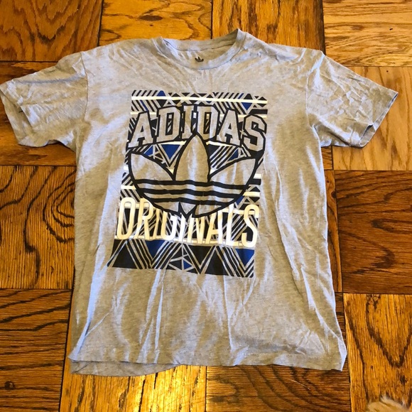 Addias ( T - Shirt) - Picture 2 of 4